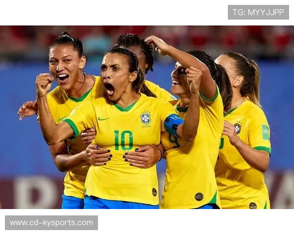 巴西女足队气势如虹，压倒一切对手，巴西女足 43岁